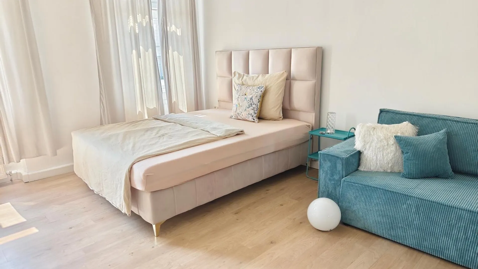 The Mint Apartment - Schoenbrunn Palace Vienna 0*,